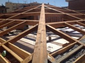 Realizzazione di nuova copertura in edificio residenziale a Grosseto